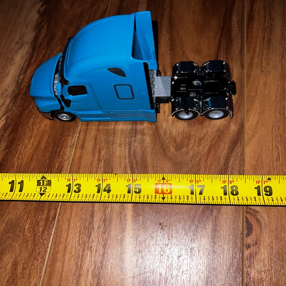 SIKU 1:50 Freightliner